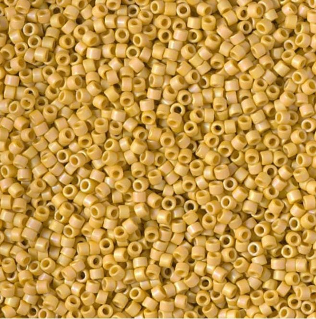 DB2302 11/0 Matte Opaque Glazed Citron AB Miyuki Delica