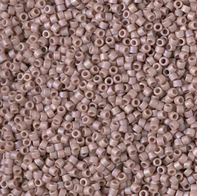 DB2305 11/0 Matte Opaque Glazed Beige AB Miyuki Delica 