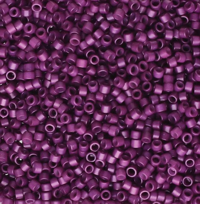 Linea Beads 11/0, Plum LIN046, 30 Grams