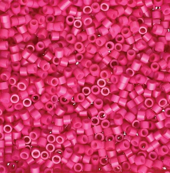 Linea Beads 11/0, Dark Pink LIN021, 30 Grams