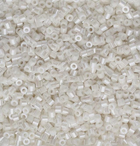 Linea Beads 11/0, Pearl LIN013, 30 Grams