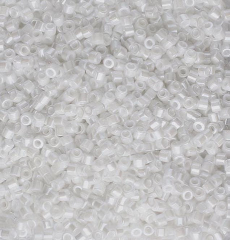 Linea Beads 11/0, Satin White LIN012, 30 Grams