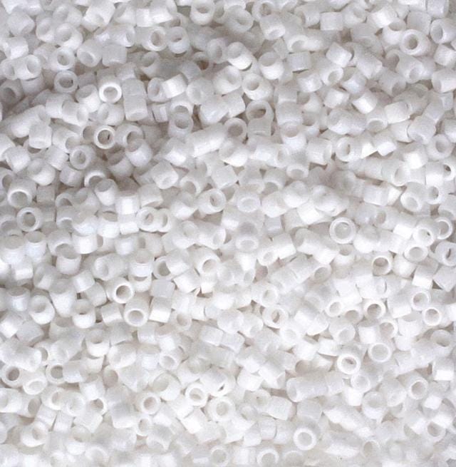 Linea Beads 11/0, White LIN002, 30 Grams
