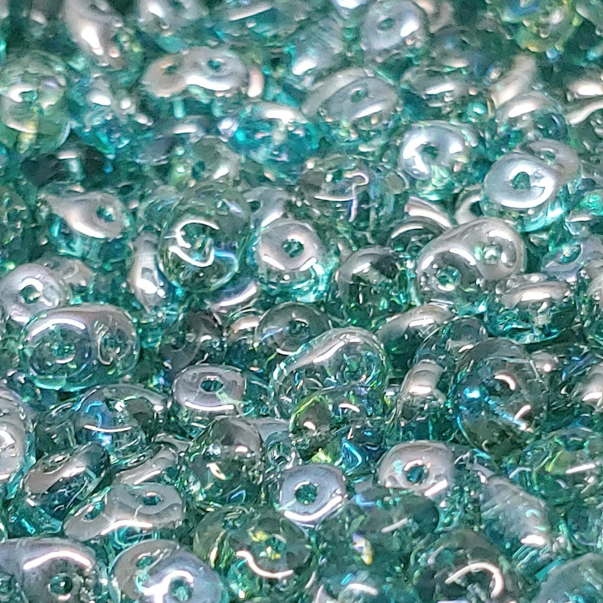 SuperDuo Aqua Clarit, Czech Glass 2-hole bead 2.5x5mm, 60020-22901-10 grams