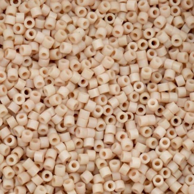 Cylin Bead 11/0 Matte Macaron Oat Milk - 25 G Bag-CY11-1170