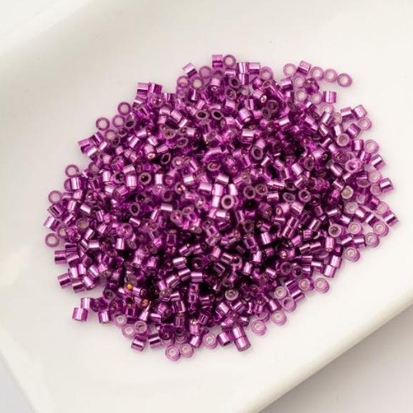 Cylin Bead 11/0 Magenta Silver Lined - 25 G Bag-CY11-1085