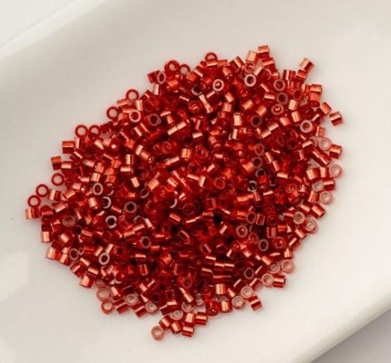 Cylin Bead 11/0 Ruby Red Silver Lined - 25 G Bag-CY11-1041