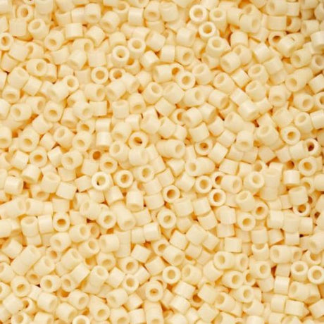 Cylin Bead 11/0 Dark Cream - 25 G Bag-CY11-1064