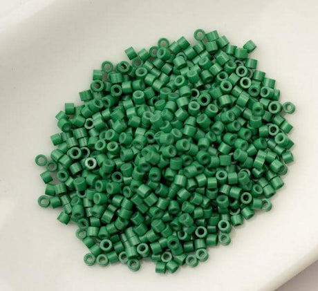 Cylin Bead 11/0 Opaque Emerald Green - 25 G Bag-CY11-1105