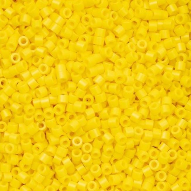 Cylin Bead 11/0 Opaque Yellow - 25 G Bag-CY11-1053