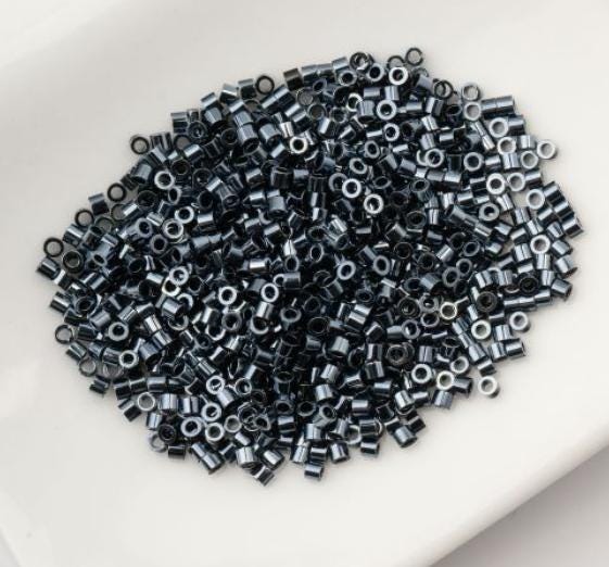Cylin Bead 11/0 Gunmetal - 25 G Bag-CY11-1000