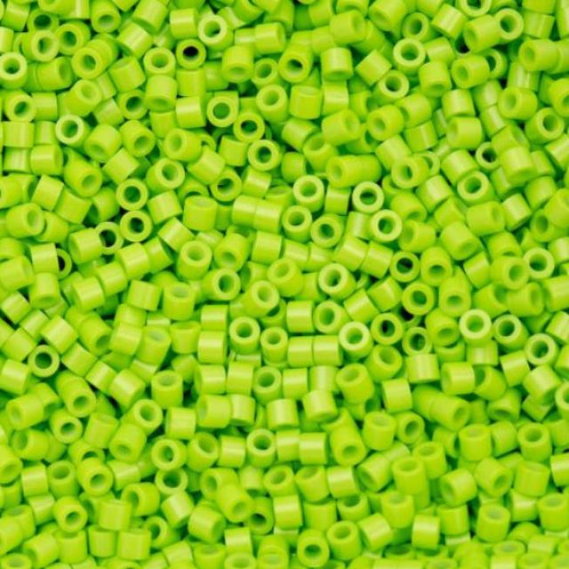 Cylin Bead 11/0 Opaque Green Neon - 25 G Bag-CY11-1103