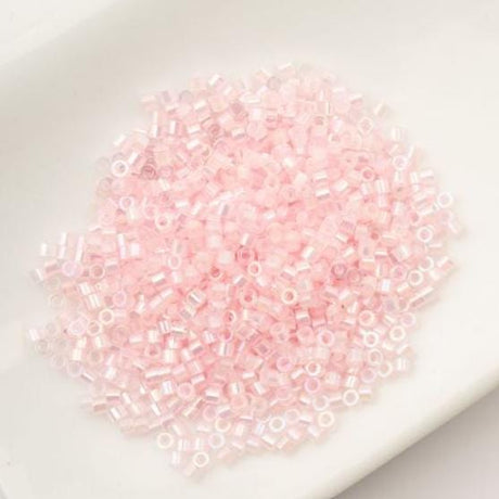 Cylin Bead 11/0 Pale Pink Lined - 25 G Bag-CY11-1014
