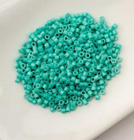 Cylin Bead 11/0 Opaque Turquoise Green - 25 G Bag-CY11-1061
