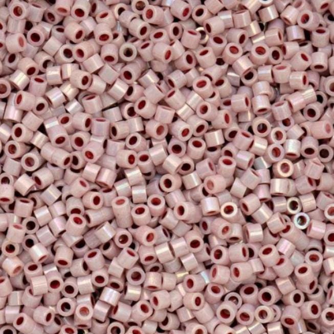 Cylin Bead 11/0 Light Lilac AB - 25 G Bag-CY11-1022