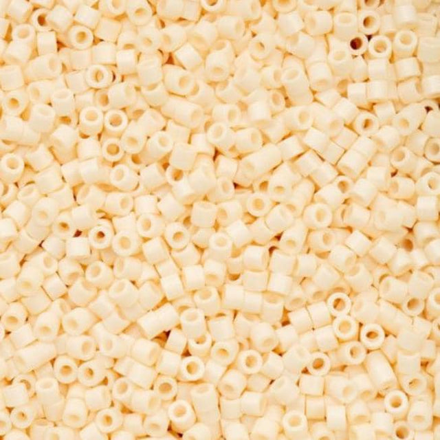Cylin Bead 11/0 Opaque White Bisque - 25 G Bag-CY11-1090