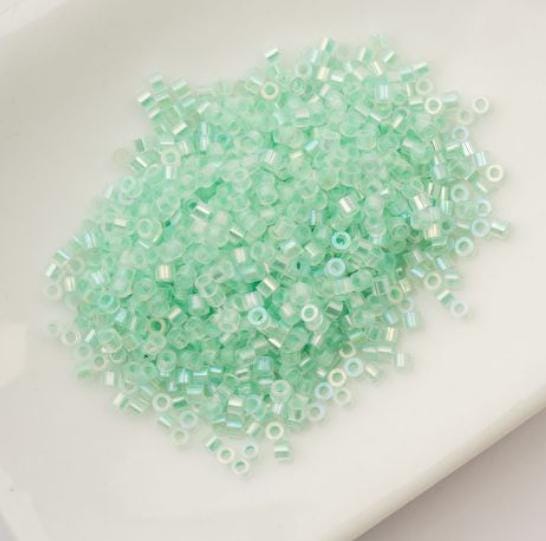Cylin Bead 11/0 Glow in the Dark AB - Green - 25 G Bag-CY11-1125